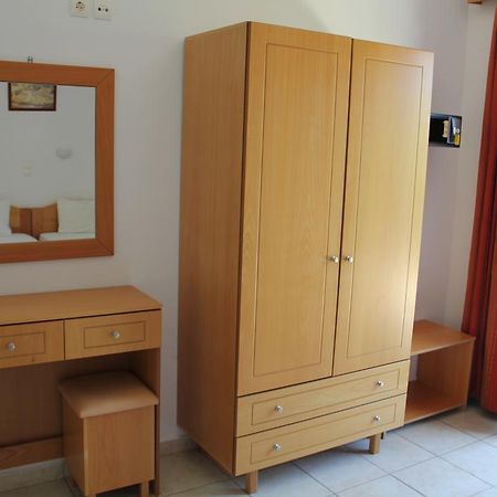 Hotel Stavris Khóra Sfakíon 외부 사진