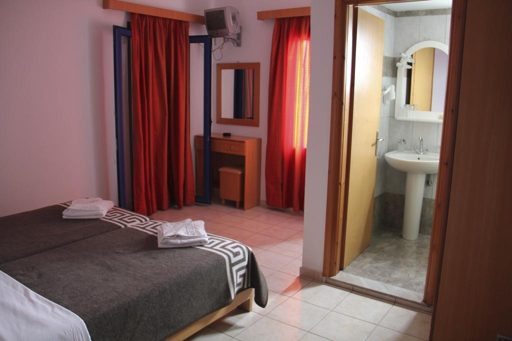 Hotel Stavris Khóra Sfakíon 외부 사진