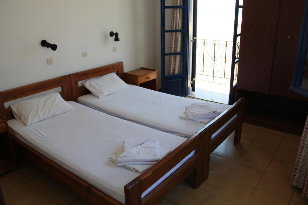 Hotel Stavris Khóra Sfakíon 외부 사진