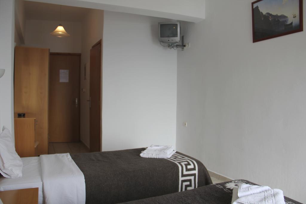 Hotel Stavris Khóra Sfakíon 외부 사진