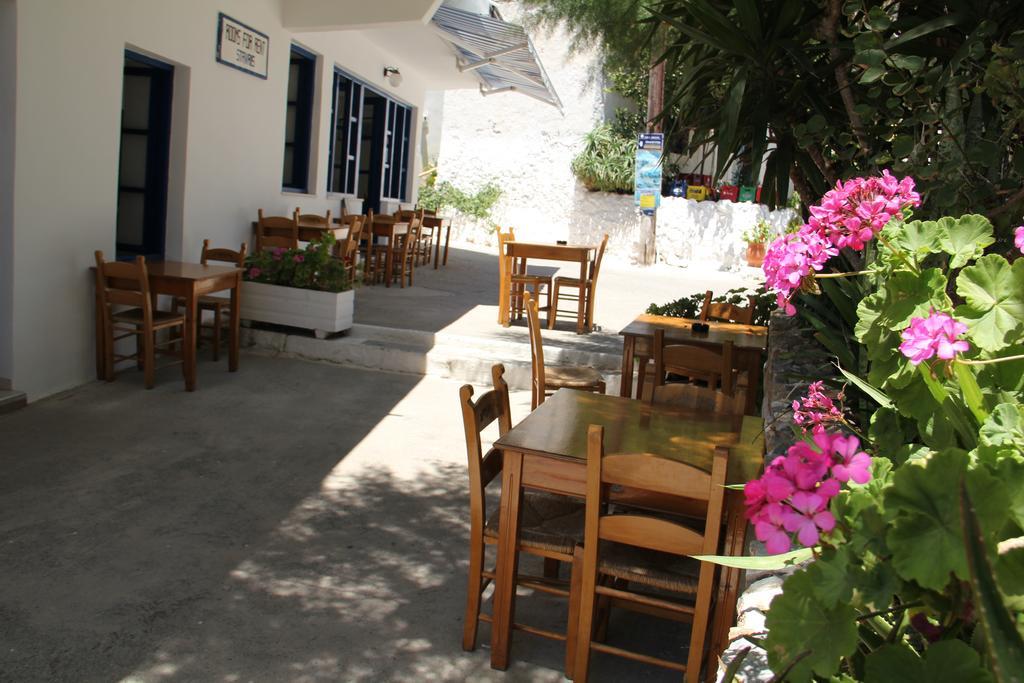 Hotel Stavris Khóra Sfakíon 외부 사진
