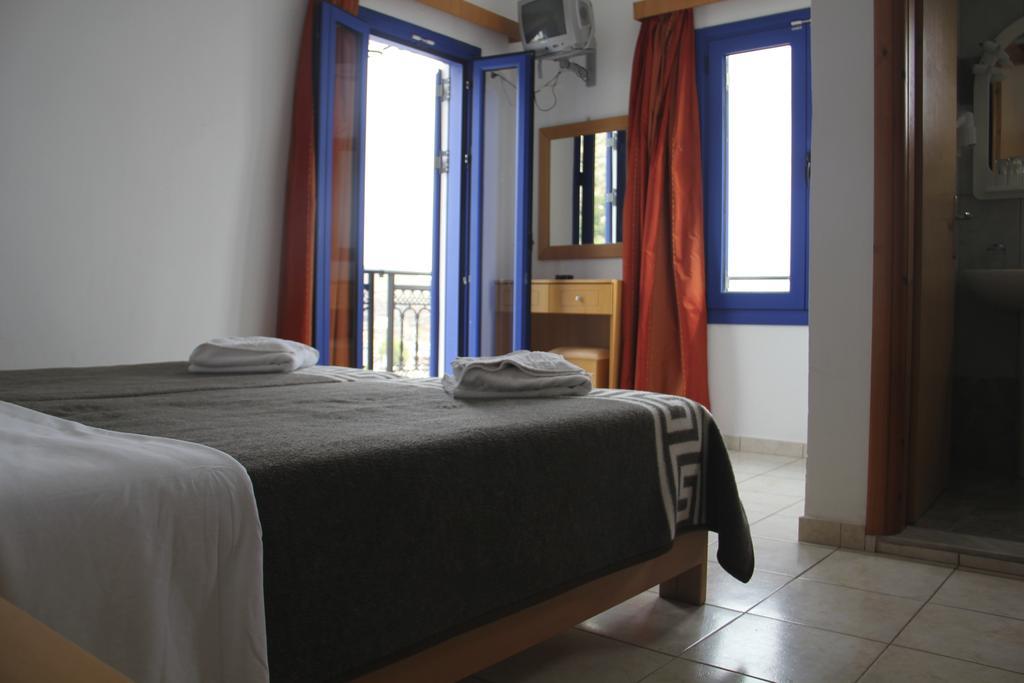 Hotel Stavris Khóra Sfakíon 외부 사진