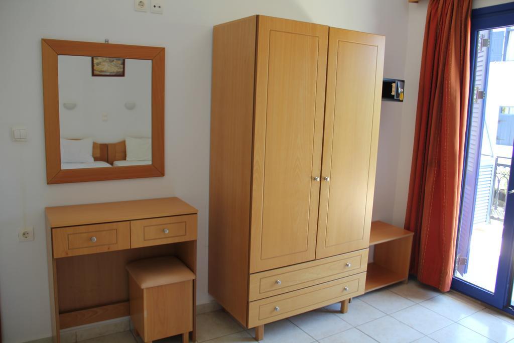 Hotel Stavris Khóra Sfakíon 외부 사진
