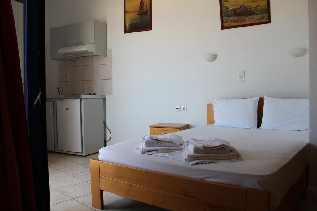 Hotel Stavris Khóra Sfakíon 외부 사진