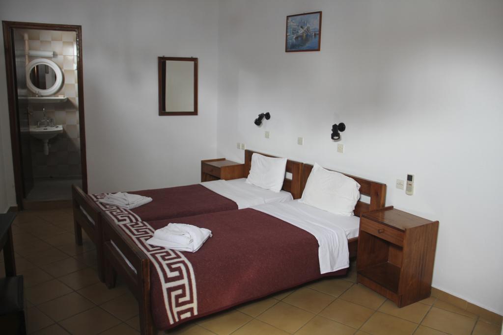 Hotel Stavris Khóra Sfakíon 외부 사진