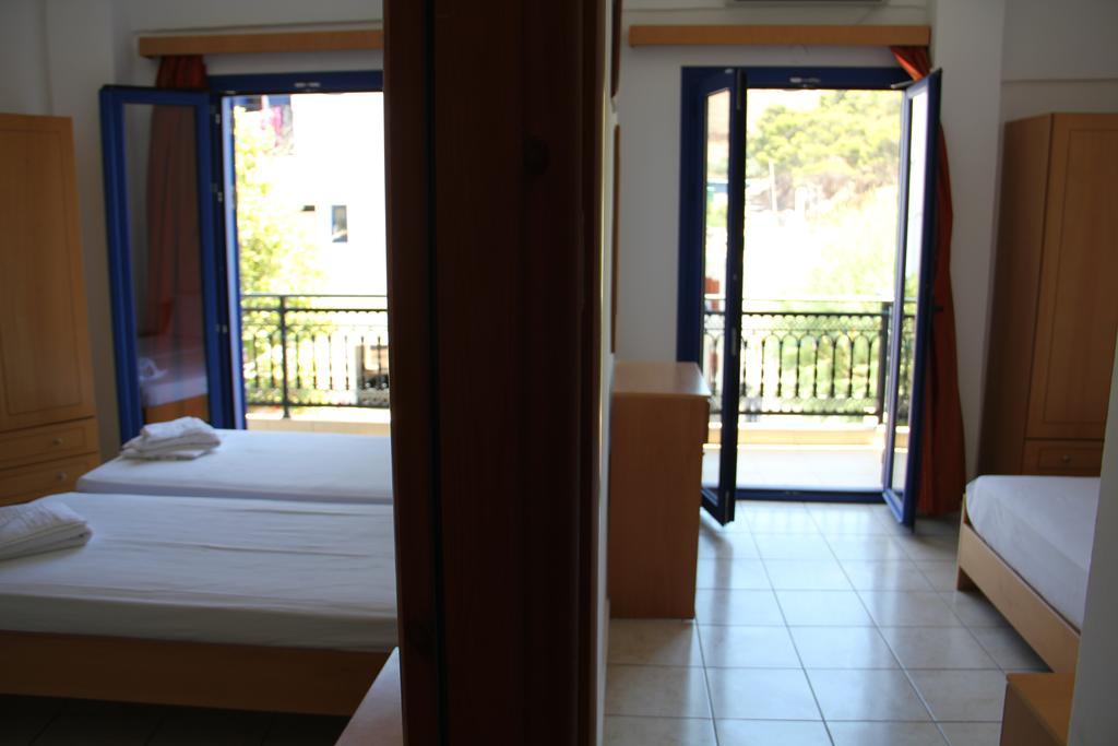 Hotel Stavris Khóra Sfakíon 외부 사진