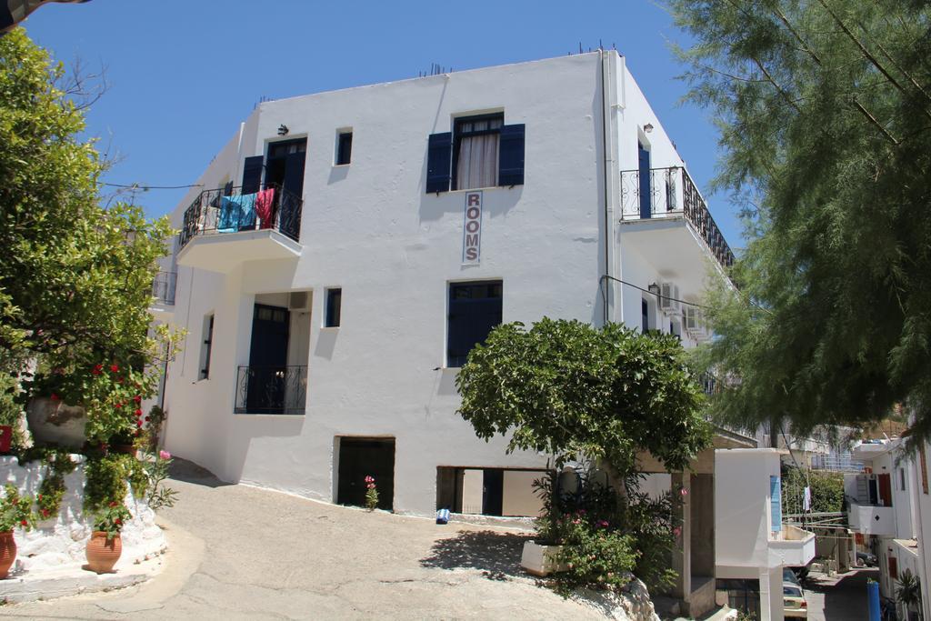 Hotel Stavris Khóra Sfakíon 외부 사진